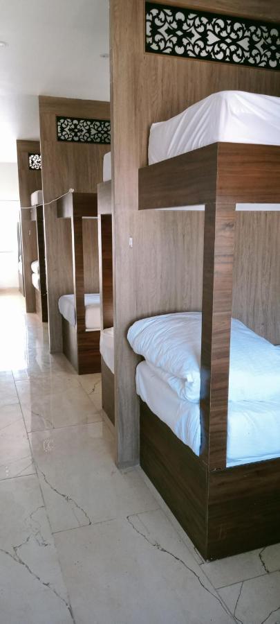 Hotel Florence Nanded Bagian luar foto
